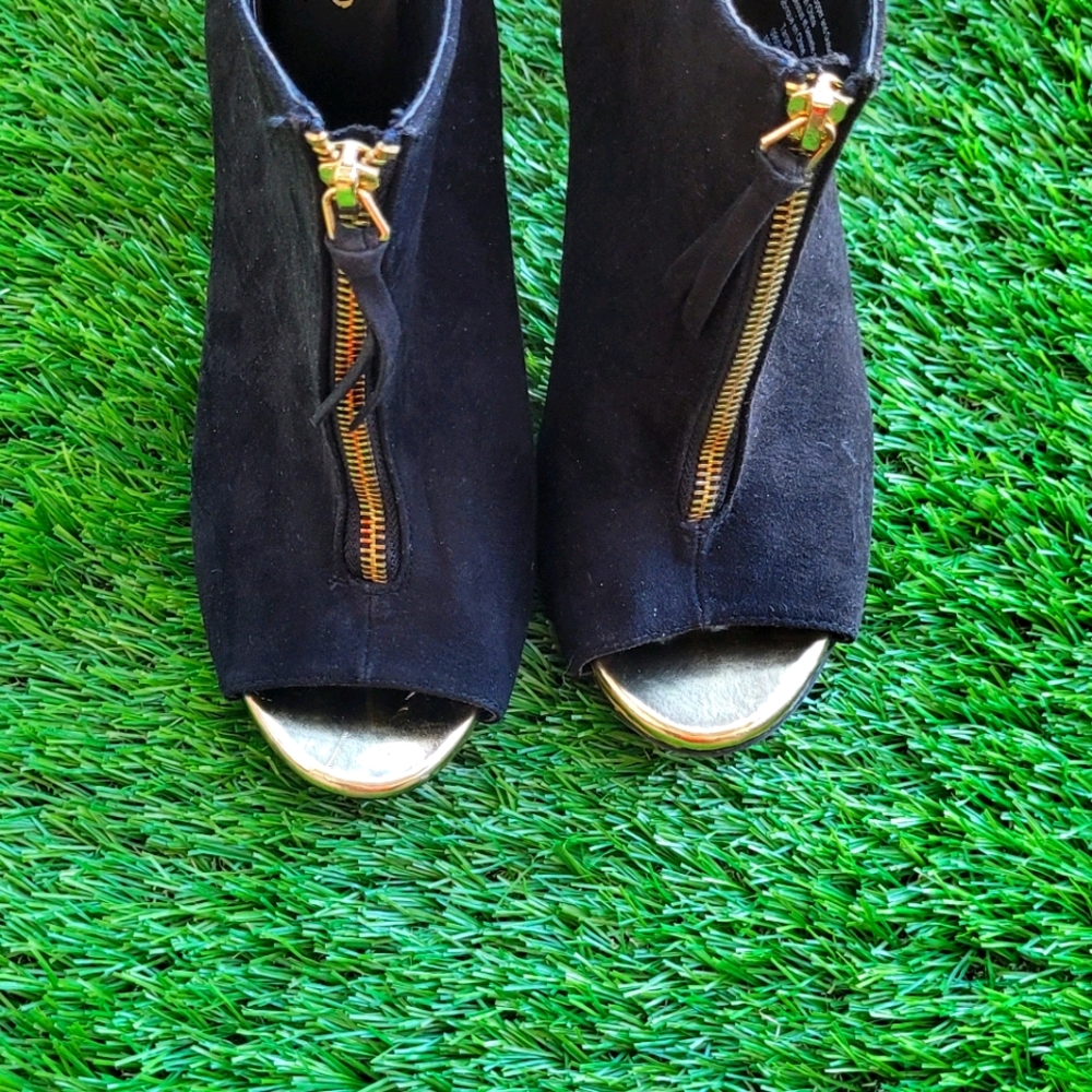 Peep Toe Heels